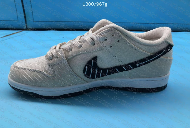 Albino & Preto x Nike SB Dunk Low Pearl White 3