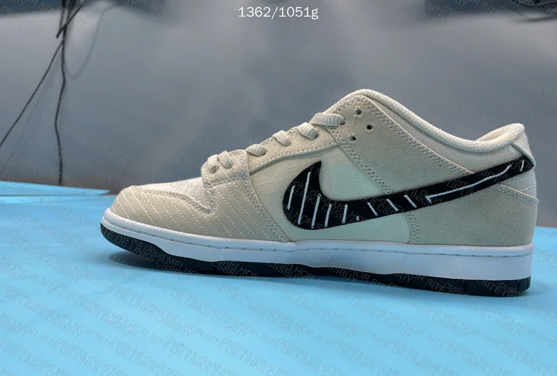 Albino & Preto x Nike SB Dunk Low Pearl White M Batch 6