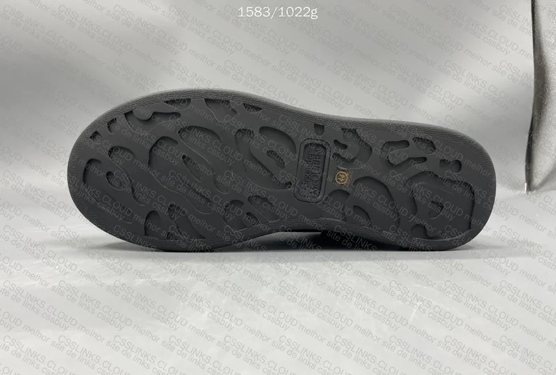 Alexander MC Queen / Black 6