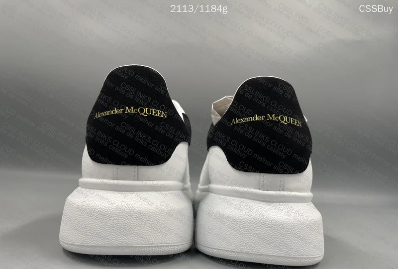 Alexander McQueen 3