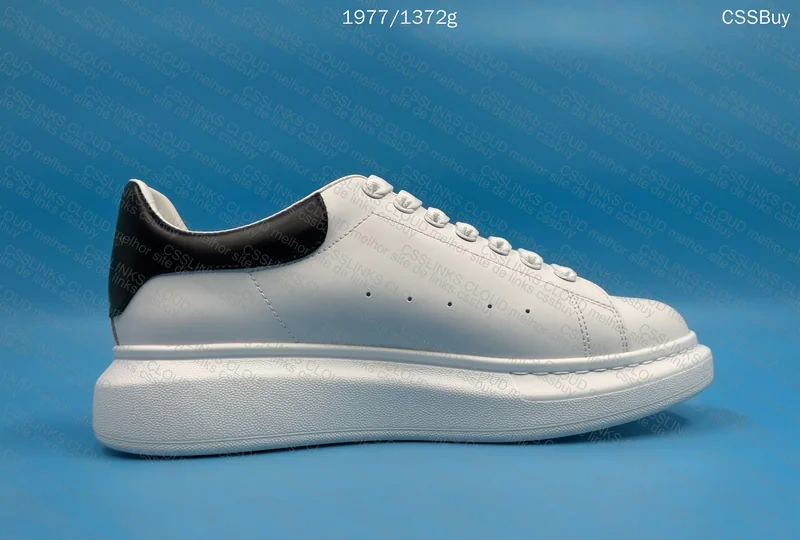 Alexander MCQUEEN 4