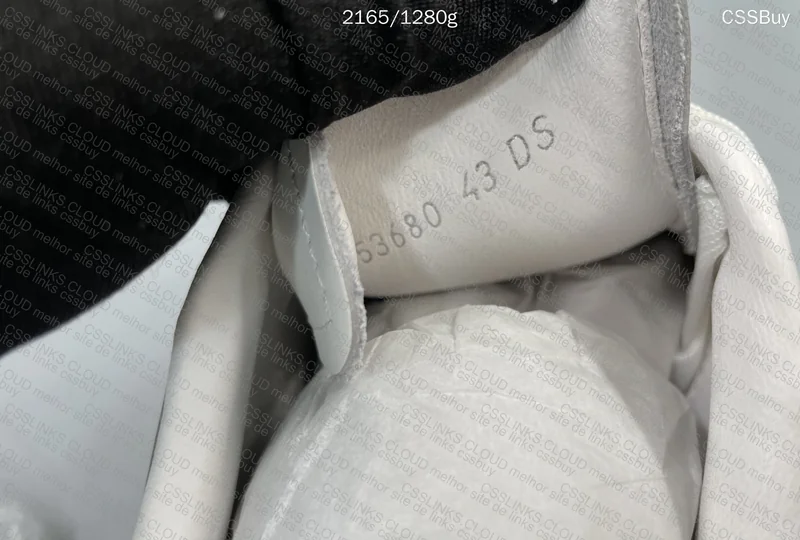 Alexander Mcqueen 7