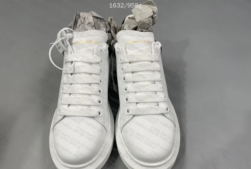 Alexander McQueen 2