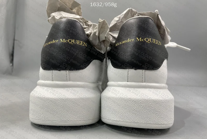 Alexander McQueen 3