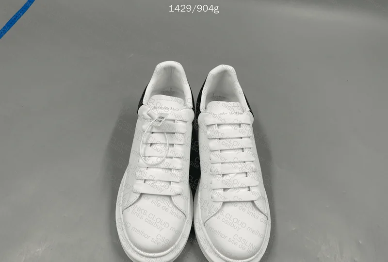 ALEXANDER MCQUEEN 8