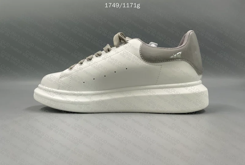 Alexander McQueen 4