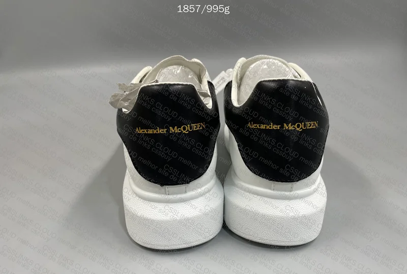 alexander Mcqueen. 3