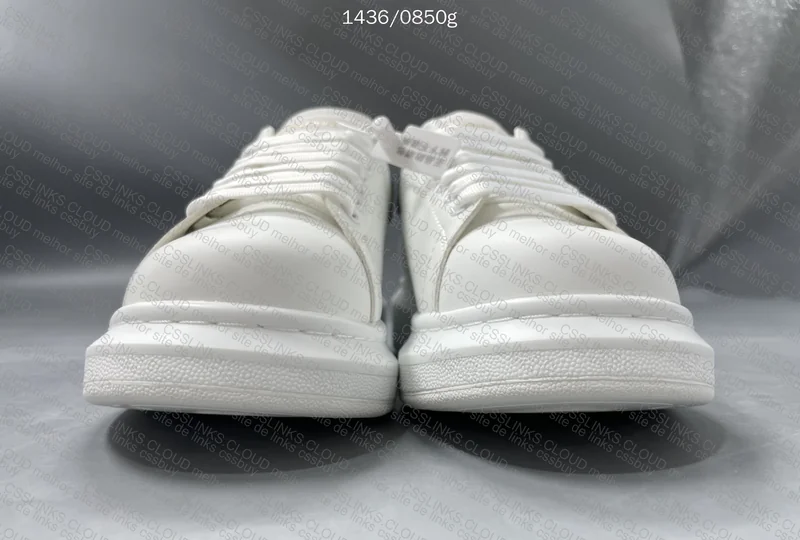 Alexander McQueen 3