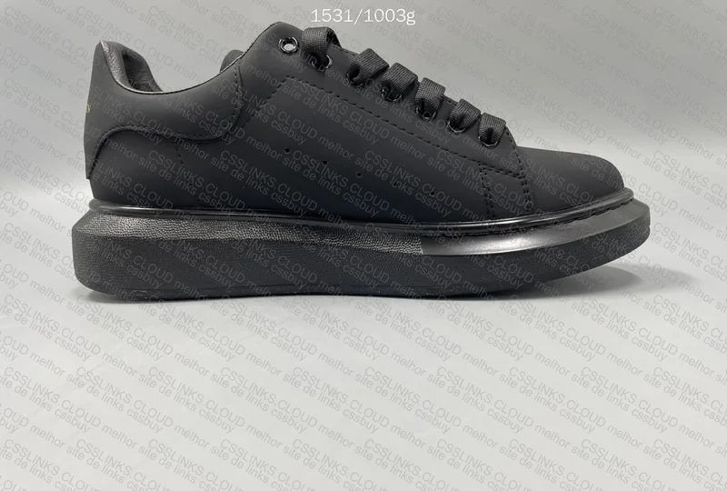Alexander McQueen 8