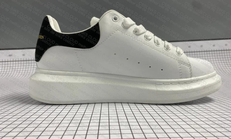 Alexander McQueen 2