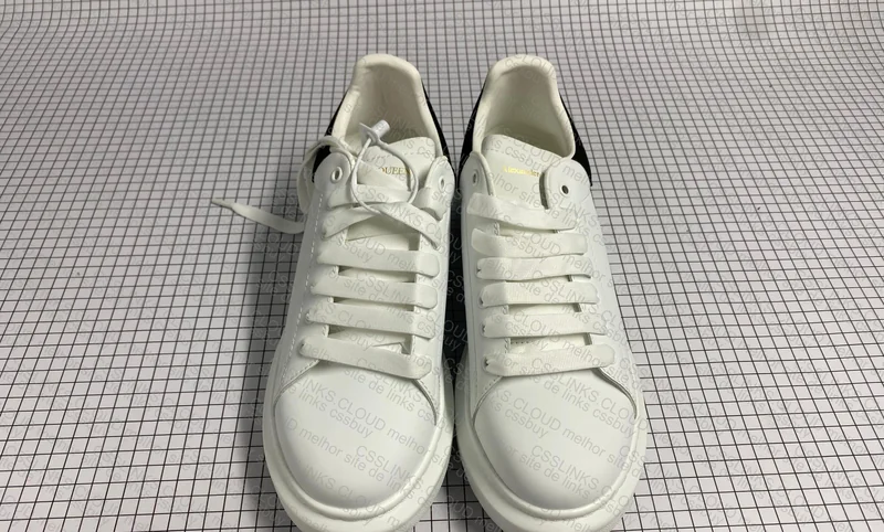 Alexander McQueen 5