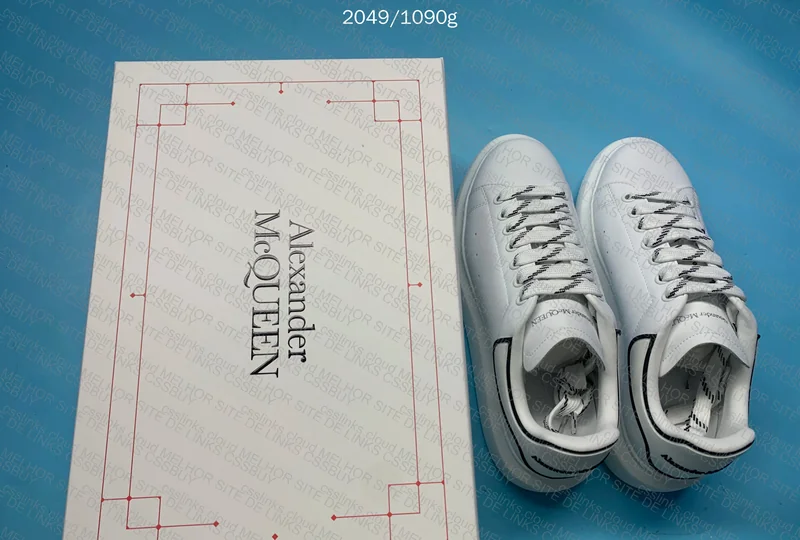Alexander McQueen 2