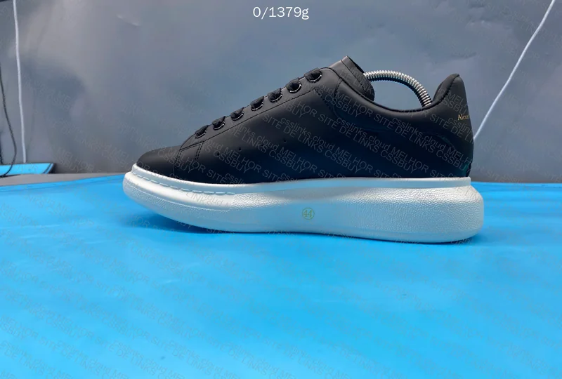 ALEXANDER MCQUEEN 4