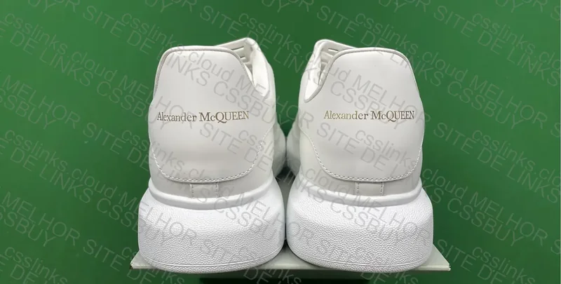 Alexander McQueen 4