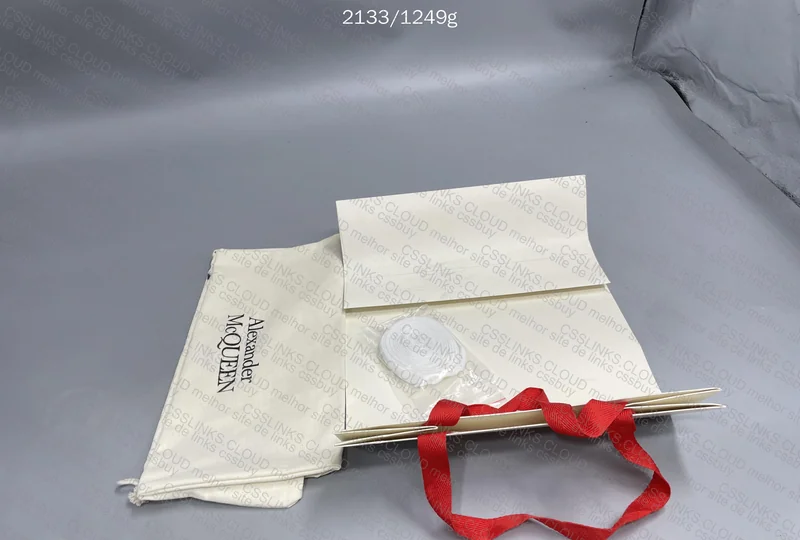 Alexander McQUEEN JS Batch 8