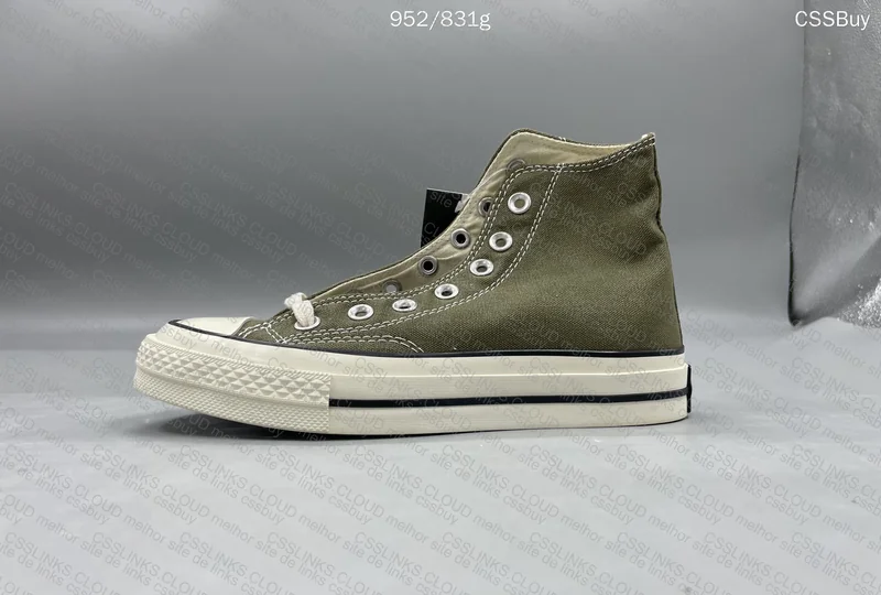 Green All Star Chuck Taylor 3