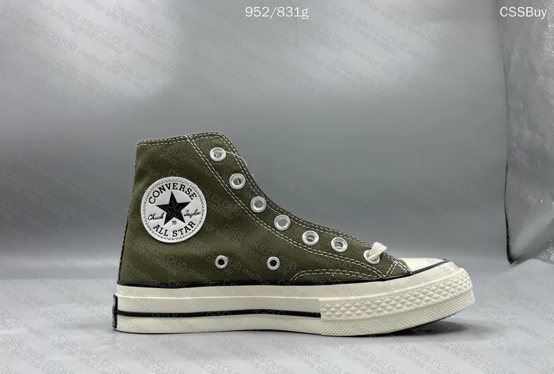 Green All Star Chuck Taylor 4