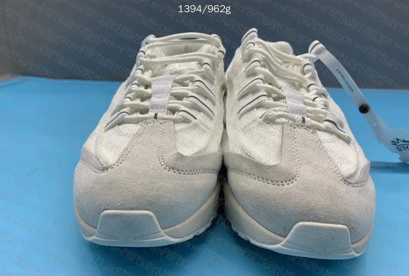 AM 95 CDG White (STSA) 2