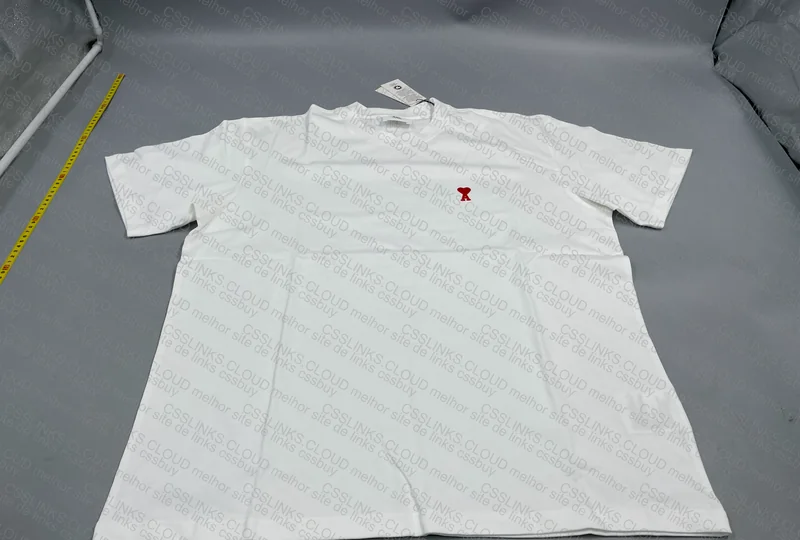 Ami Paris T-Shirt