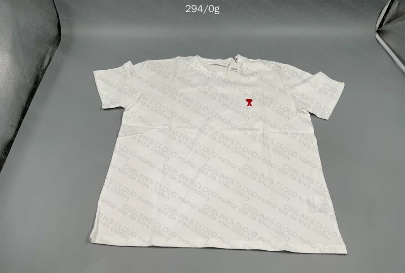 AMI Paris T-Shirt 4