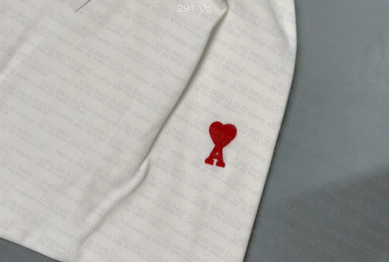AMI Paris T-Shirt 4