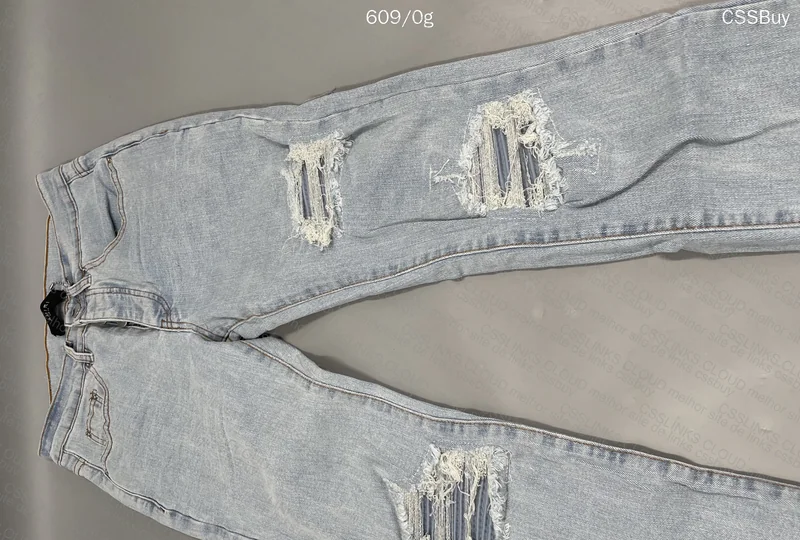 Amiri Jeans 3