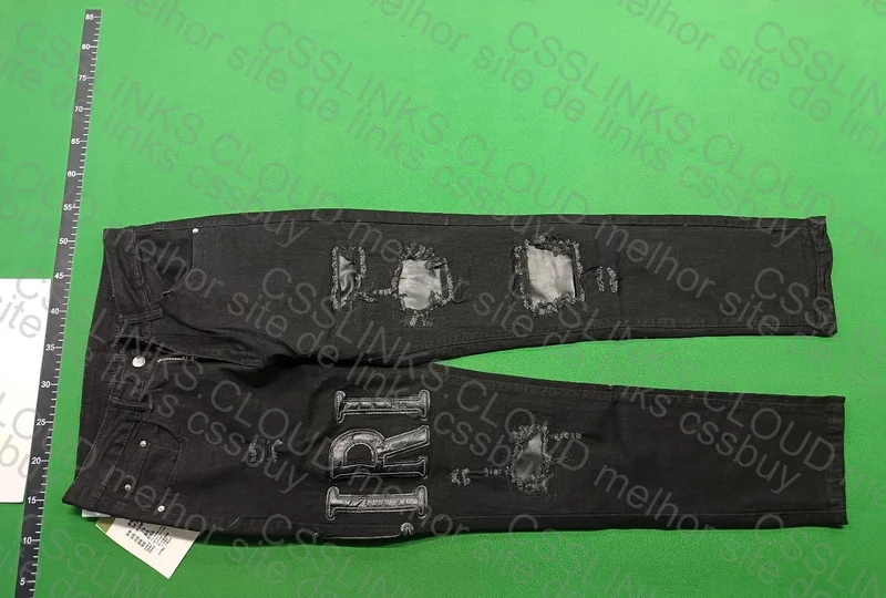 Amiri Jeans