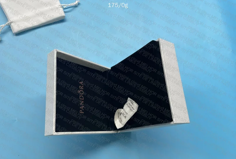 Pandora Ring and Packaging 5