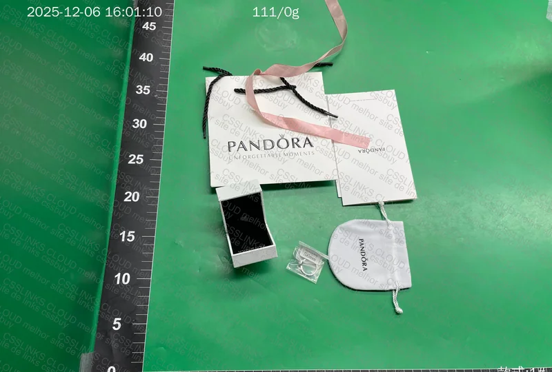 Pandora Ring