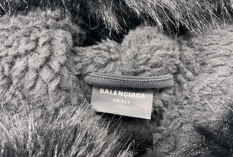 APEX MADE BALENCIAGA FUR ZIP UP 3