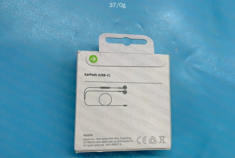 Apple EarPods type-C 3