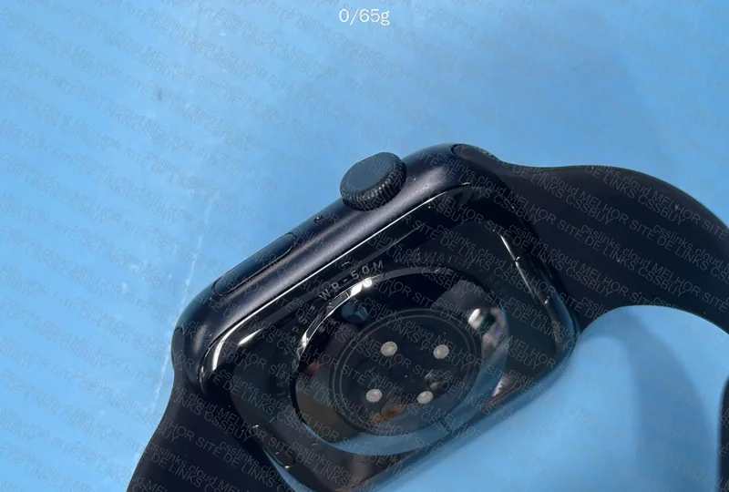 Apple Watch S7 (Very New)