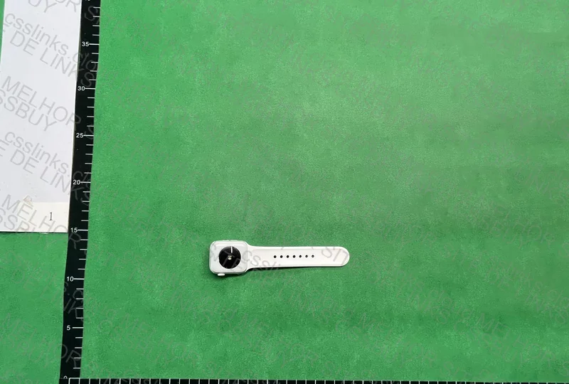 Apple Watch SE2 (100% Battery) 2