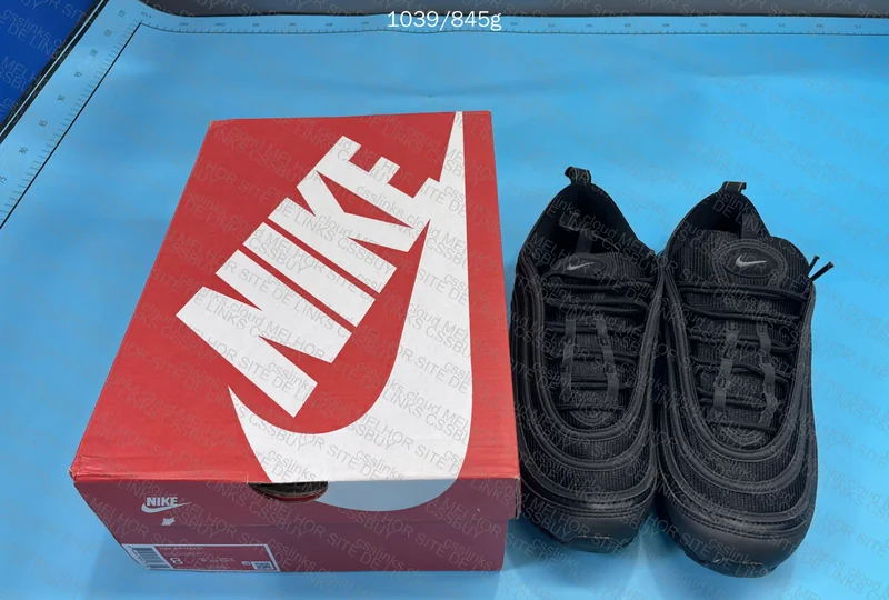 Air Max 97 Black + Hellstar T-shirt 10