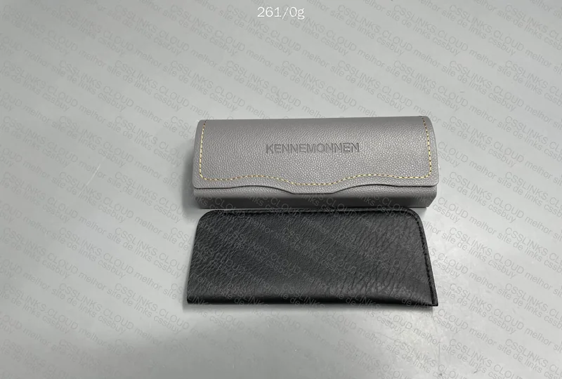Degree Frame with Clip On