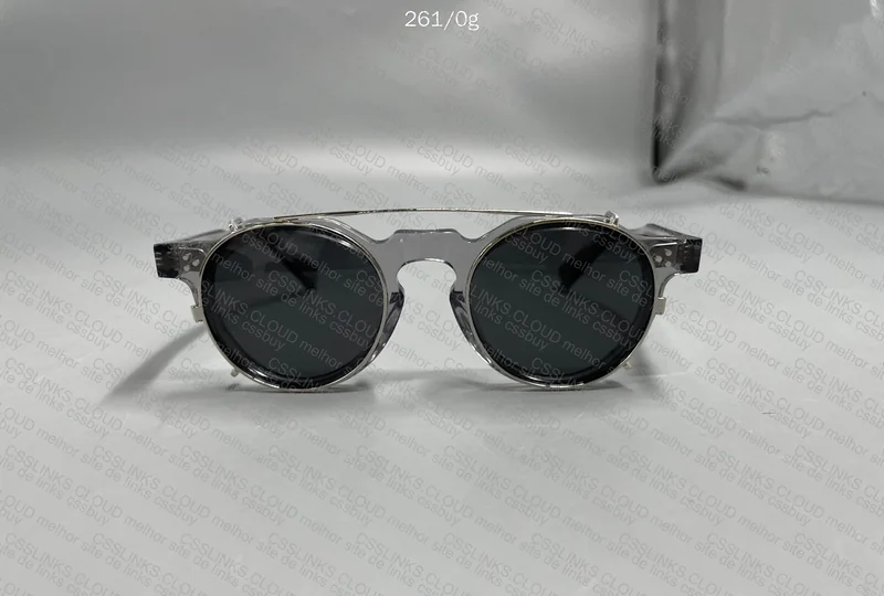 Degree Frame with Clip On 2