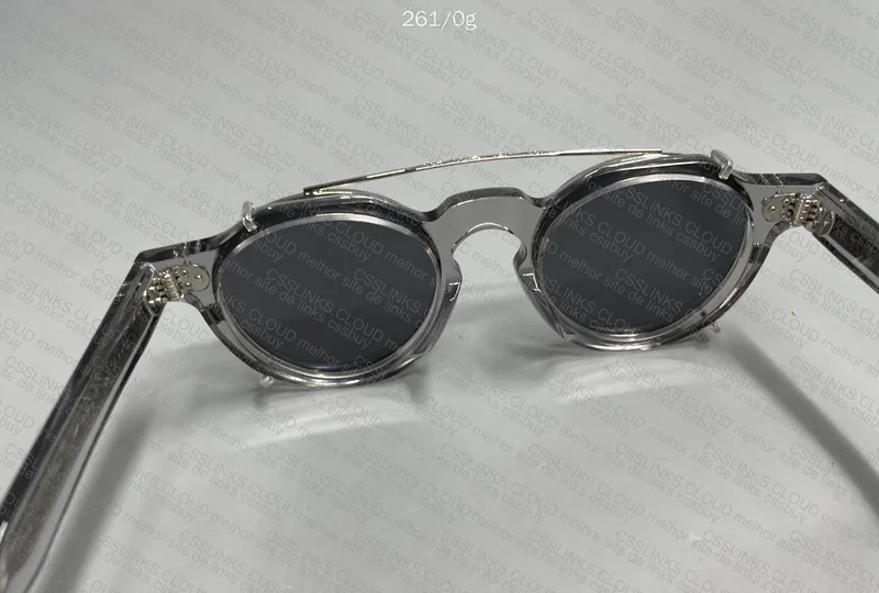 Degree Frame with Clip On 5