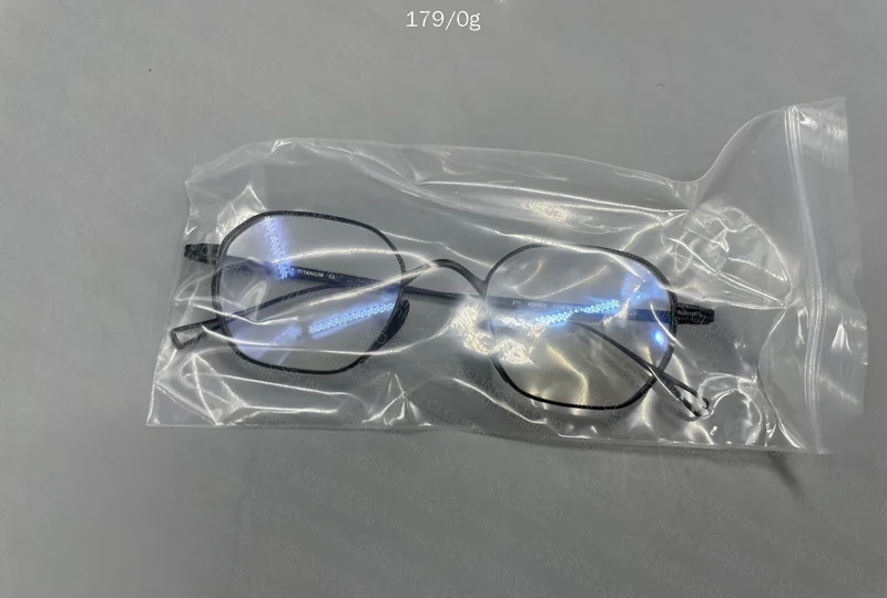 Eyeglass Frame 4