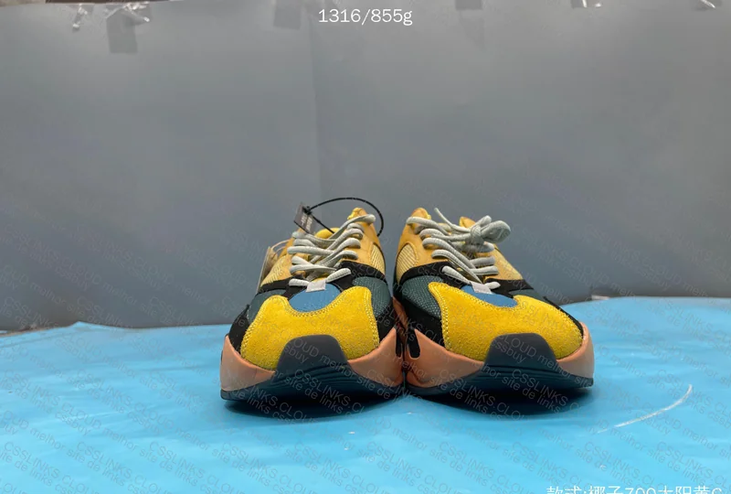 As cores tao certas? Yeezy 700 2