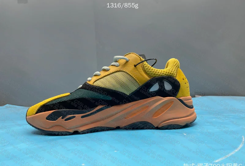 As cores tao certas? Yeezy 700 4