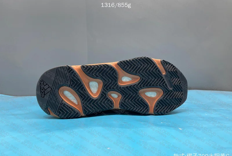 As cores tao certas? Yeezy 700 6