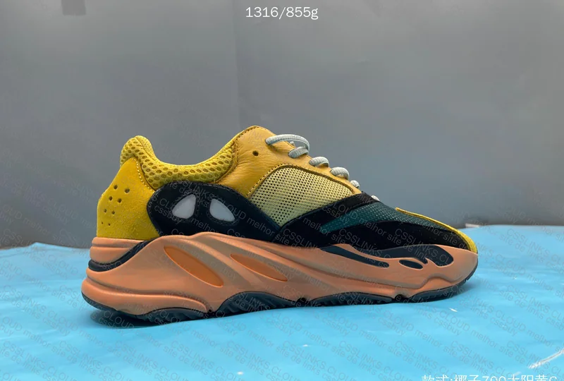 As cores tao certas? Yeezy 700 7
