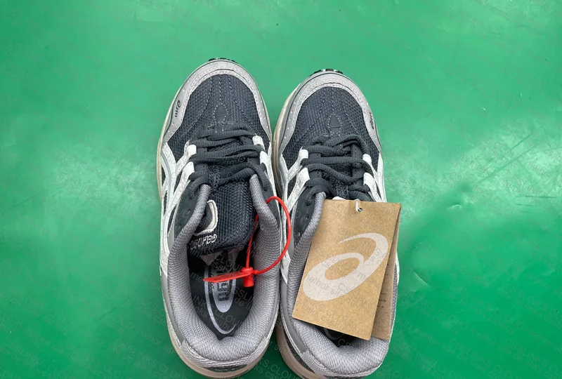 Asics 1090 SALE 2