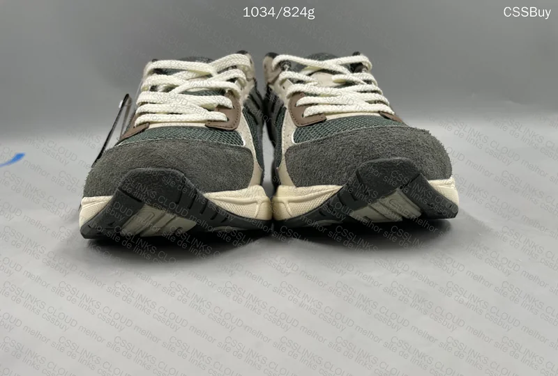 Asics 1130 x Hal Studios 2