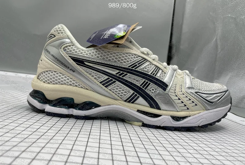 asics blind box 8
