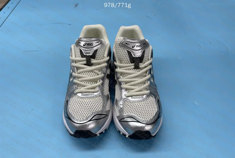 asics blind box