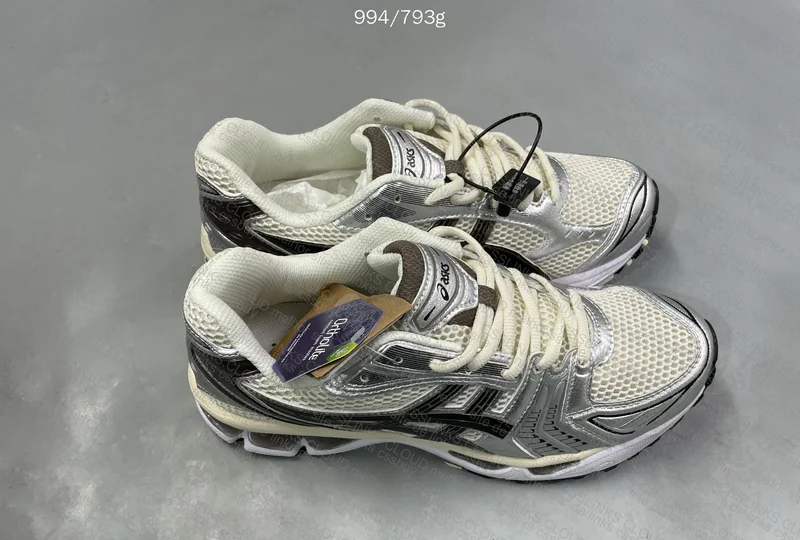 Asics Gel Kayano 14 2