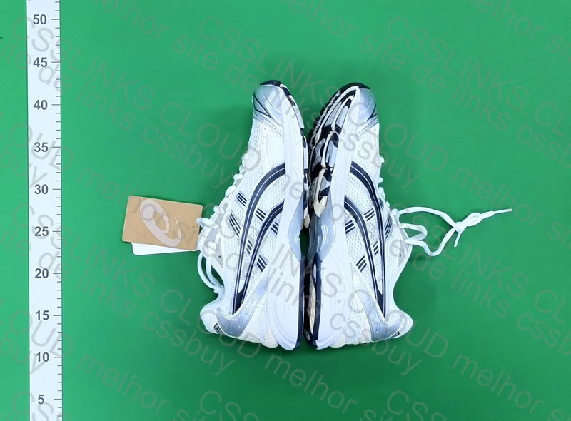 Asics Gel-Kayano 14 3