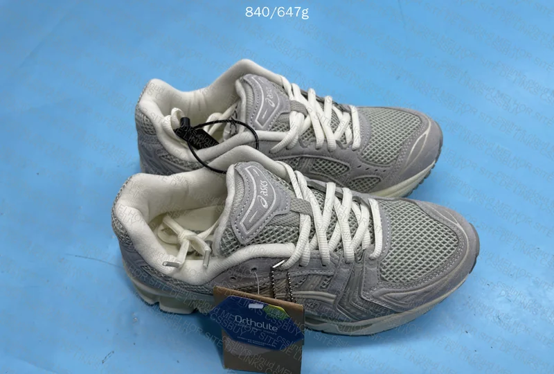 ASICS GEL KAYANO 14