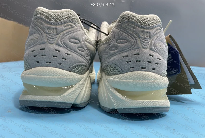 ASICS GEL KAYANO 14 3